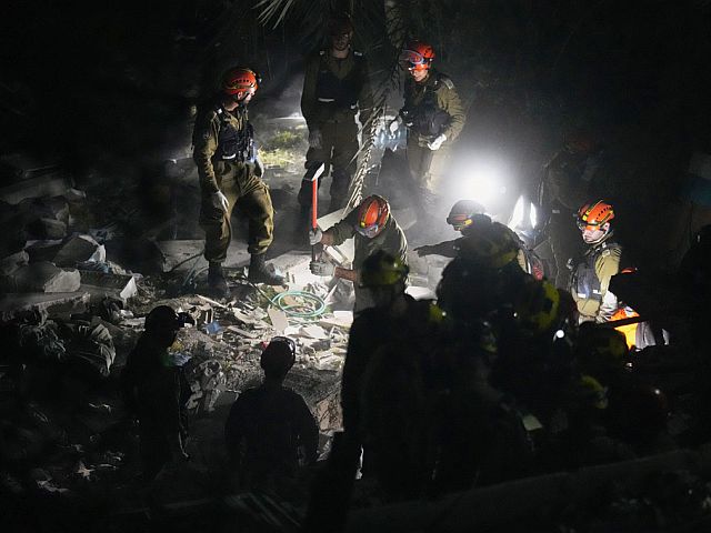 38-й день войны "Рычание льва": обстрелы из Ирана, спасательная операция в Хайфе