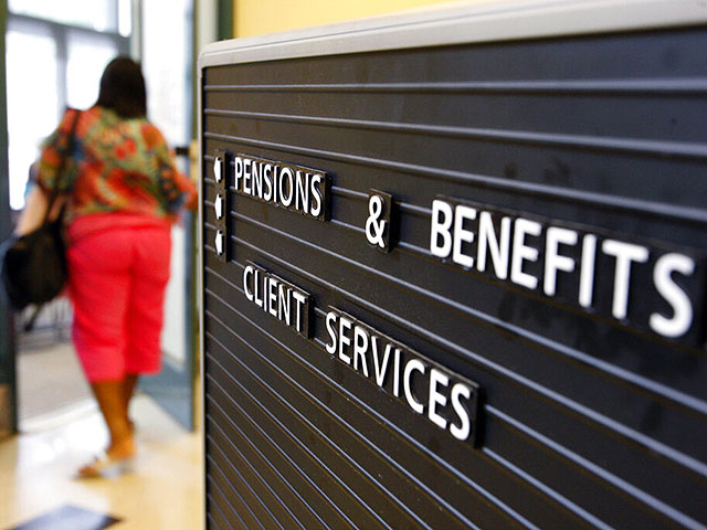 Расходы на социальное обеспечение в Великобритании превысили поступления от подоходного налога