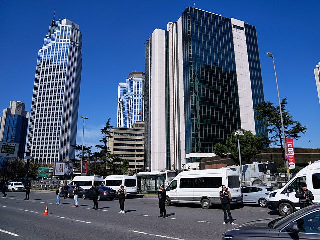 В Турции задержаны 10 подозреваемых в причастности к стрельбе возле консульства Израиля