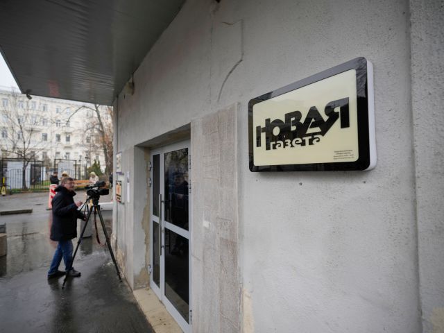 Против "Новой газеты" возбуждено уголовное дело, задержан журналист Олег Ролдугин