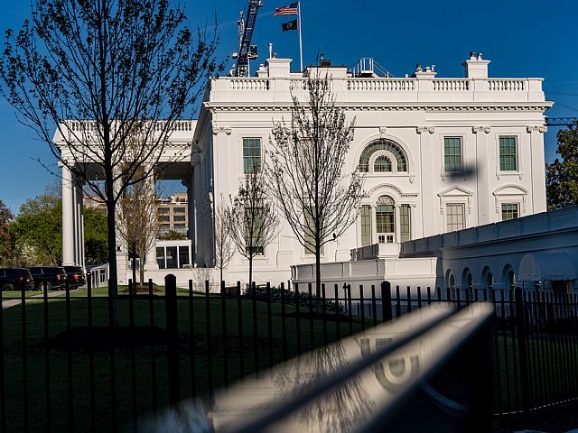 WSJ: Белый дом предупредил сотрудников о недопустимости ставок на основе служебной информации