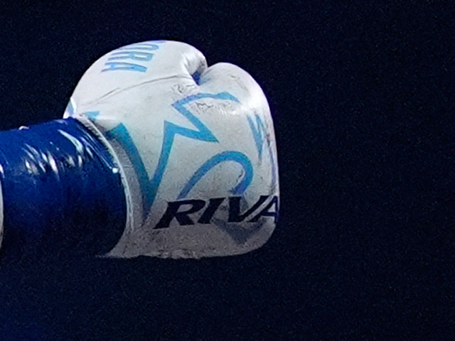 Бокс. Бой за вакантный пояс чемпиона мира. Кубинец победил россиянина