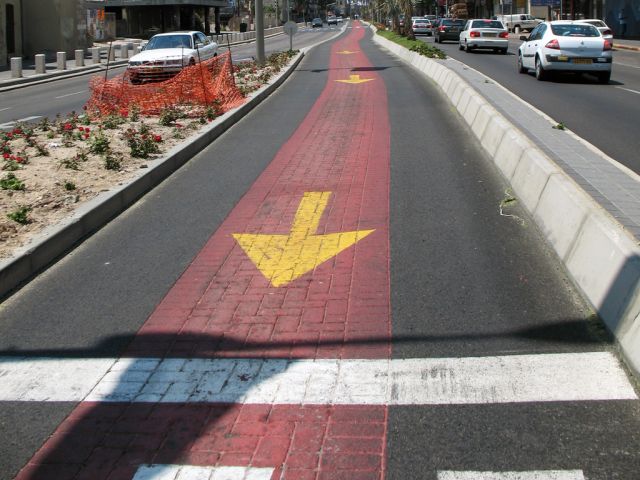 В Гуш-Дане стартует первый этап проекта "быстрых полос"