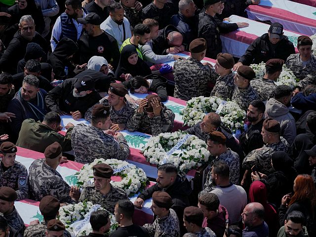 Минздрав Ливана: с утра израильскими атаками убиты 24 ливанца