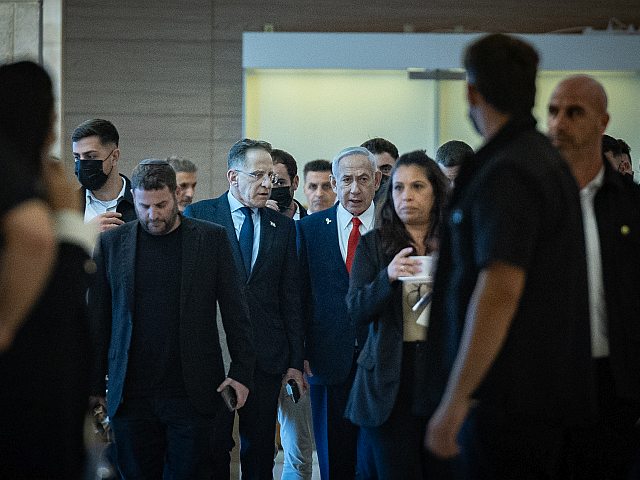 На вечер назначено заседание "узкого" кабинета по вопросам безопасности