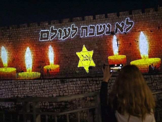 В Израиле отмечают День памяти жертв Холокоста и героев сопротивления: в 10:00 – сирена