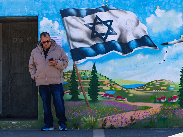 "Хизбалла" продолжает атаковать север Израиля с помощью ракет и беспилотников