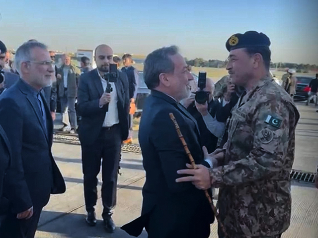 В Тегеран с посреднической миссией прибыла выскопоставленная пакистанская делегация