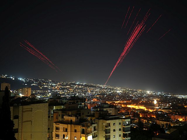 Перемирие вступило в силу, но ливанцам пока не рекомендовано возвращаться в свои дома