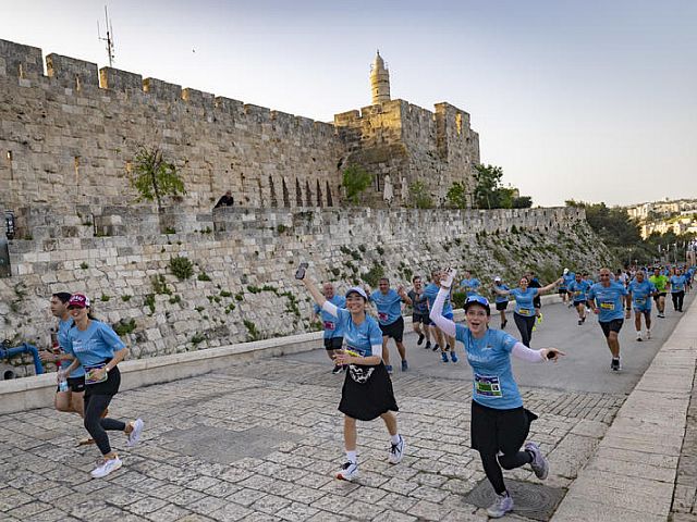 Иерусалимский марафон по сокращенной программе. Фоторепортаж
