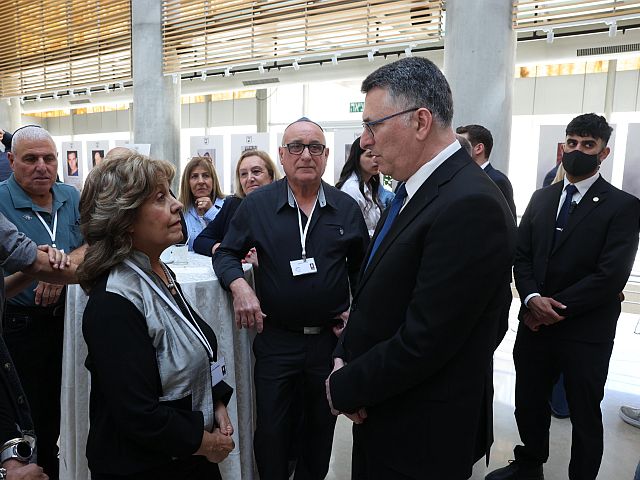 Глава МИД Саар: "Около 30 терактов и покушений на израильских дипломатов за два года"