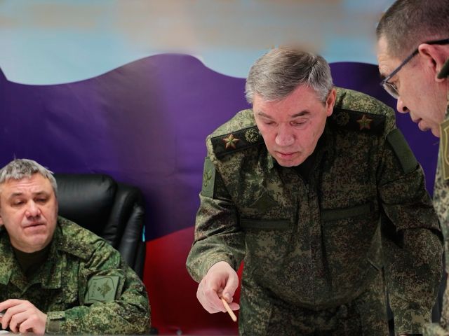 Российское командование в очередной раз сообщило о "полном освобождении ЛНР"