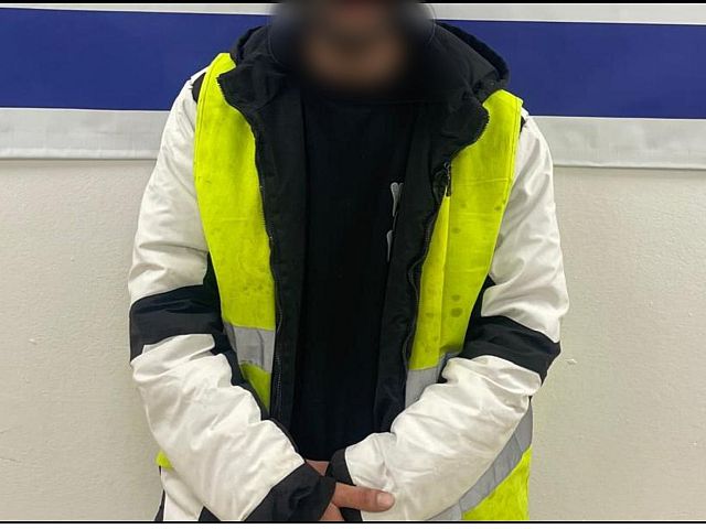 Двое арабов задержаны за празднование Дня памяти громкой музыкой и танцами