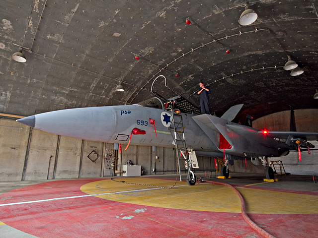 Двое техников ВВС ЦАХАЛа подозреваются в шпионаже в пользу Ирана