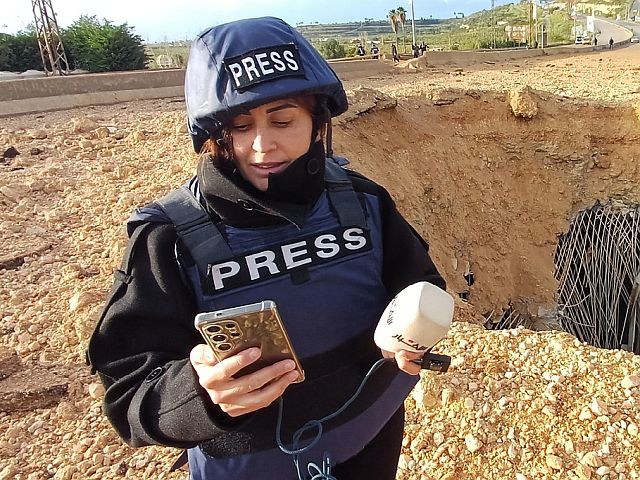 Амаль Халиль, сотрудница газеты "Аль-Ахбар", связанной с "Хизбаллой"