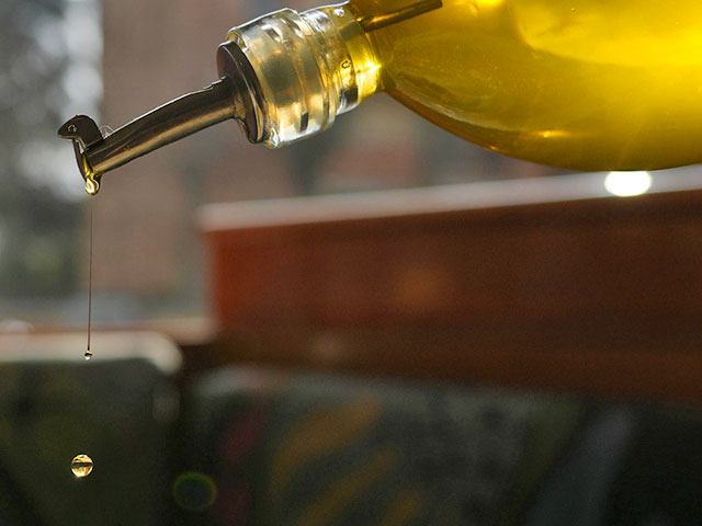 Оливковое масло первого холодного отжима улучшает работу мозга, исследование