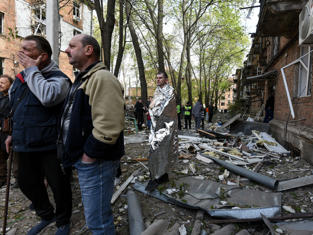 Армия РФ наносит удары по Днепру, погибли пять человек