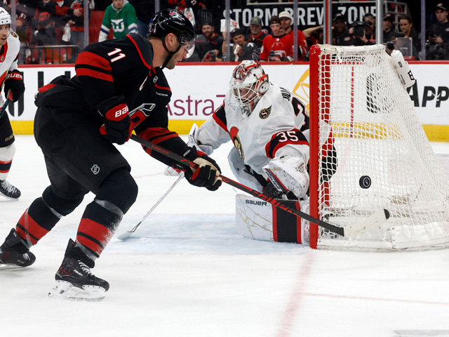 "Каролина" вышла во второй круг Кубка Стэнли. Результаты матчей