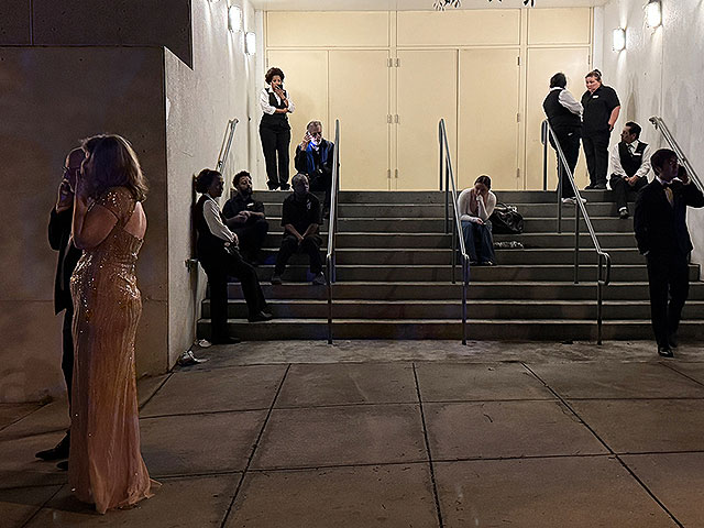 Покушение в Вашингтоне: эвакуация Трампа, арест стрелявшего. Фоторепортаж