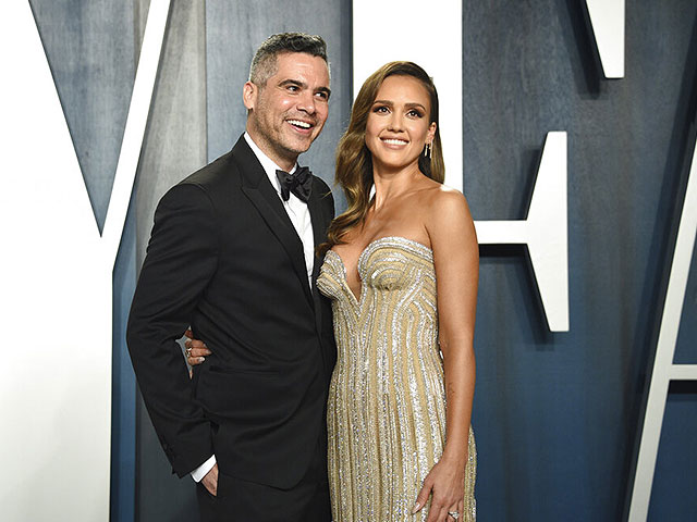 С мужем, Кешем Уоренном. 2020 год