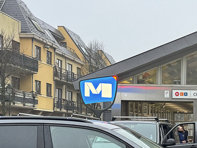 В метро Брюсселя неизвестные избили еврея и сорвали с его шеи цепочку со Звездой Давида