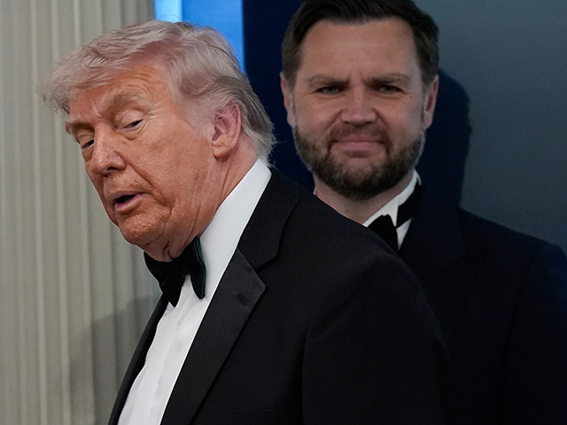 Трамп: "Нефтяная инфраструктура Ирана может взорваться через три дня"