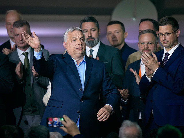 СМИ: приближенные Орбана спешно выводят активы из Венгрии после его поражения на выборах