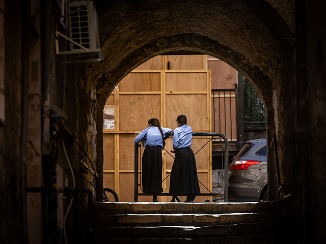 Бывшая педагог заплатит своей ученице почти миллион шекелей за сексуальное насилие