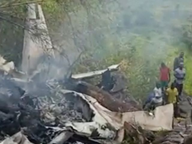 Авиакатастрофа в Южном Судане, 14 погибших
