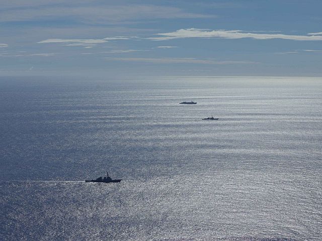 WSJ: США создают коалицию по обеспечению судоходства через Ормузский пролив
