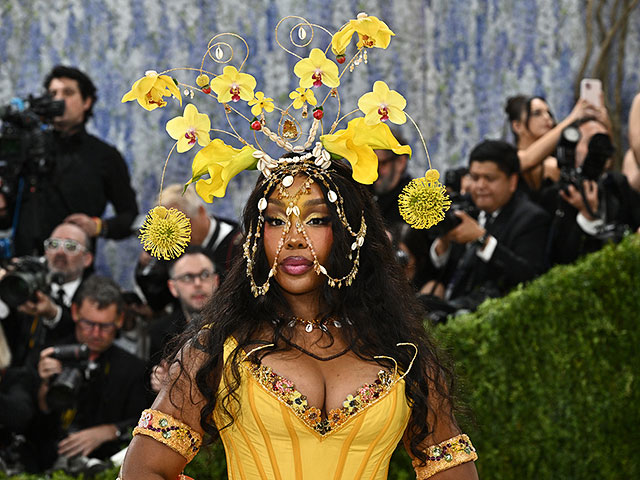 SZA
