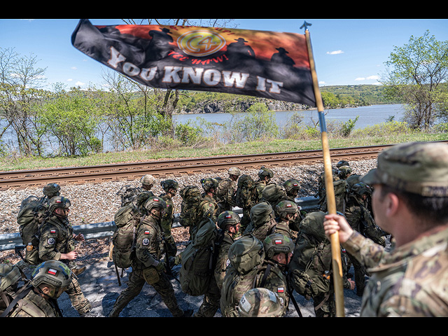Военная "олимпиада" в Вест-Пойнте: впервые джойстик приравняли к автомату. Фоторепортаж