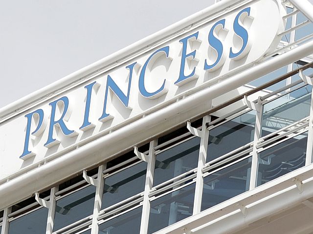 Вспышка норовируса на Caribbean Princess: заболели 115 пассажиров и членов экипажа