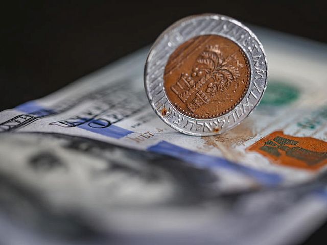 В минфине Израиля обсудили слабый доллар и решили не вмешиваться