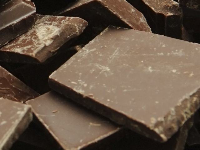 Hershey увеличит долю какао в своем шоколаде на фоне снижения цен