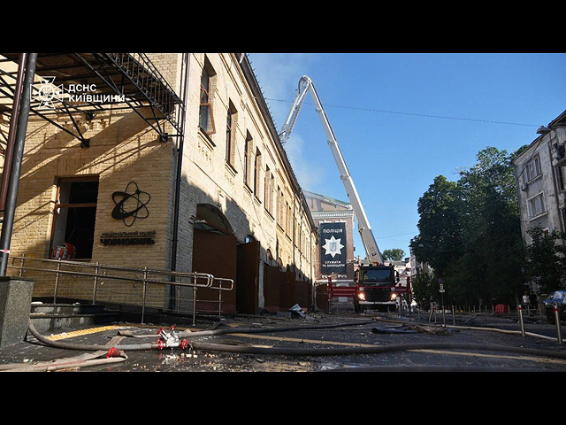 Последствия массированного удара армии РФ по Киеву. Фоторепортаж