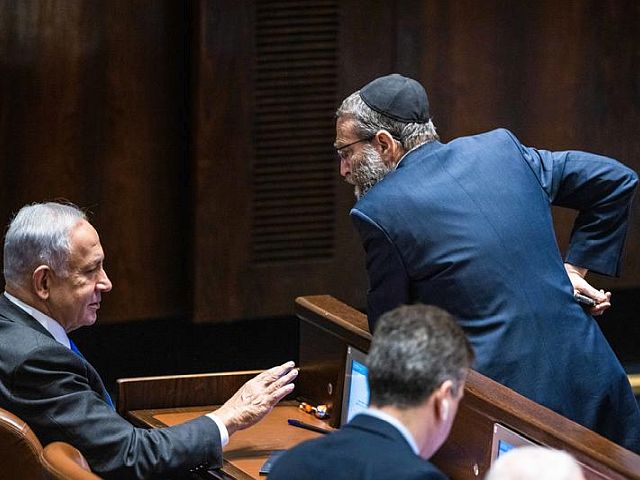 Ультраортодоксы отказались продвигать закон о призыве
