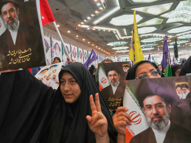 Iran International: траурные бдения в Тегеране превратились в митинги радикалов