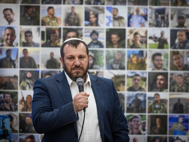 Министр наследия рассказал о возвращении к религиозному образу жизни под влиянием деда