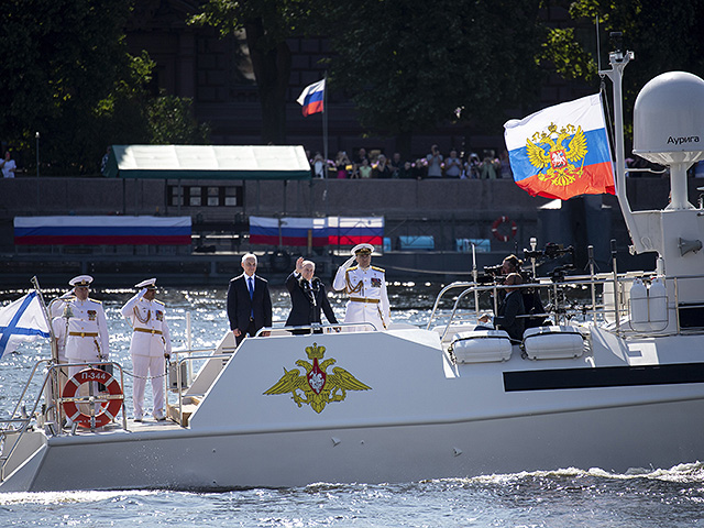 "Не до того сейчас": военно-морской парад в Петербурге в 2026 году не состоится
