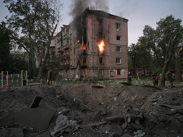 Последствия массированного удара армии РФ по Киеву. Фоторепортаж