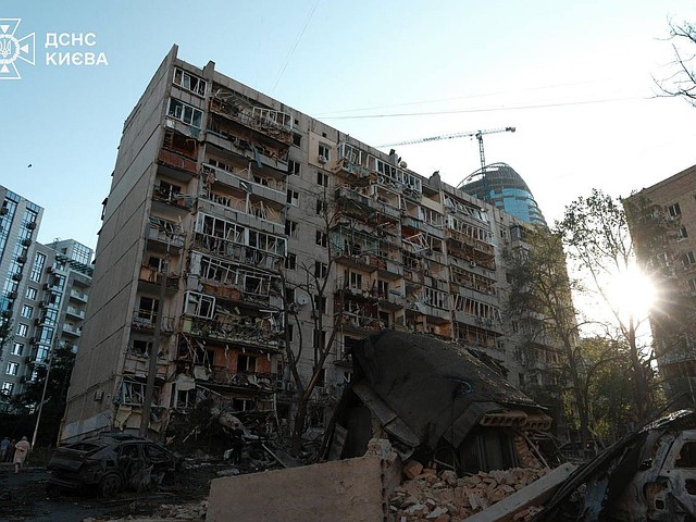 Последствия массированного удара армии РФ по Киеву. Фоторепортаж
