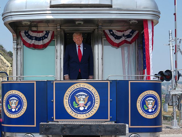 Трамп в интервью CNBC: Иран "примерно согласился" на требования США, война была "денуклеаризацией"
