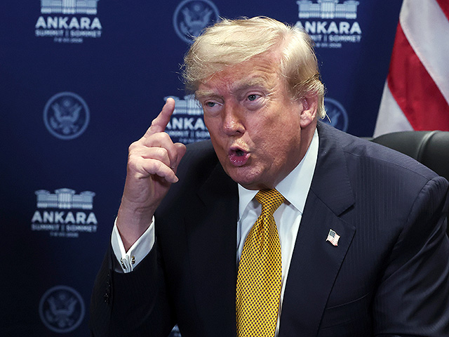 Дональд Трамп объявил о выходе из соглашения с Ираном: "С раковой опухолью нужно покончить"