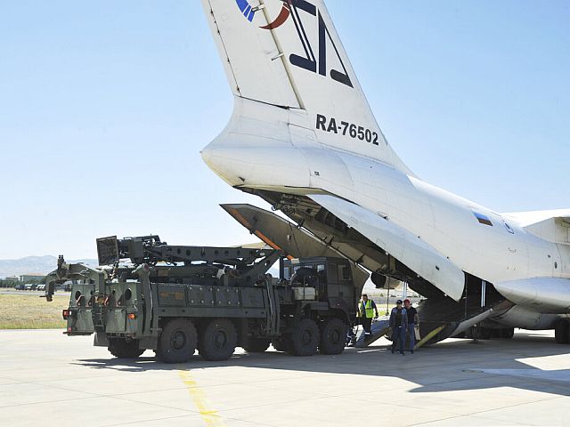 Hurriyet: Турция продала российские С-400, чтобы открыть путь к покупке F-35