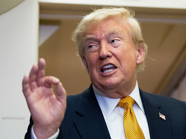 Трамп угрожает Ирану тысячами ракет и полным уничтожением в случае попытки покушения