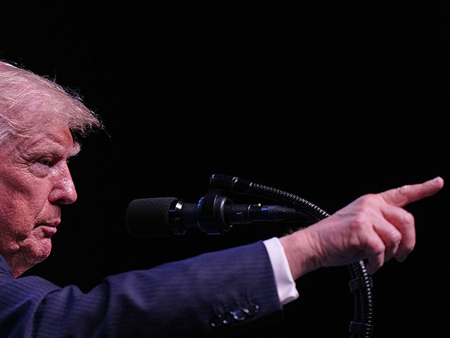 Трамп объявил, что США будут взимать плату за безопасность в Ормузском проливе