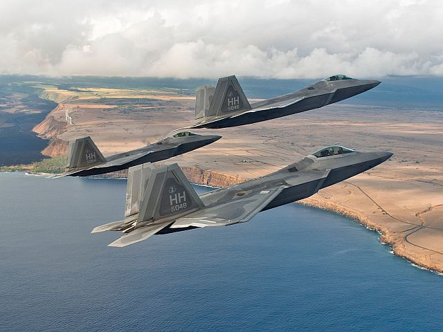 СМИ: США перебрасывают дополнительные F-16 и F-35 на Ближний Восток