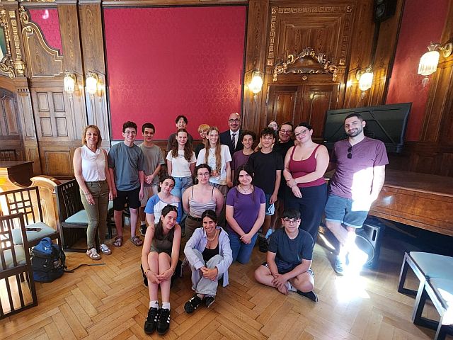 Израильские школьники вошли в число лучших на World Scholar’s Cup в Праге и поедут в Йель