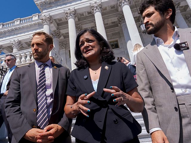 The US House of Representatives again demanded that Trump end the war with Iran